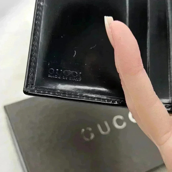 Interlocking G Vernis BiFold Long Wallet - Picture 2 of 15